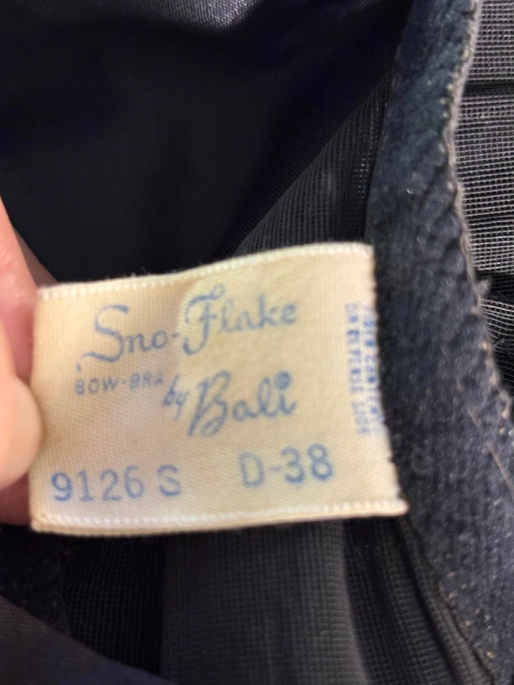 Sujetador con lazo vintage de los años 50 Bali Sno-Flake lencería 38D negro pin-up Foto 4 de 4