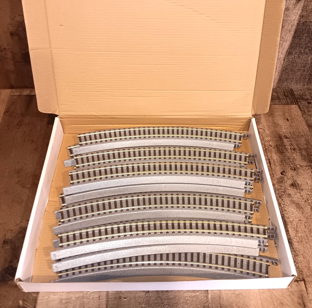 Walthers Trainline HO Scale Power-Loc Track Bridge & Pier Set – Model 931-1365