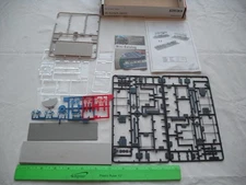 PARTIAL Partly Used Faller 180553 City Bicycle Bus Shelter Kit, HO Scale - AS IS