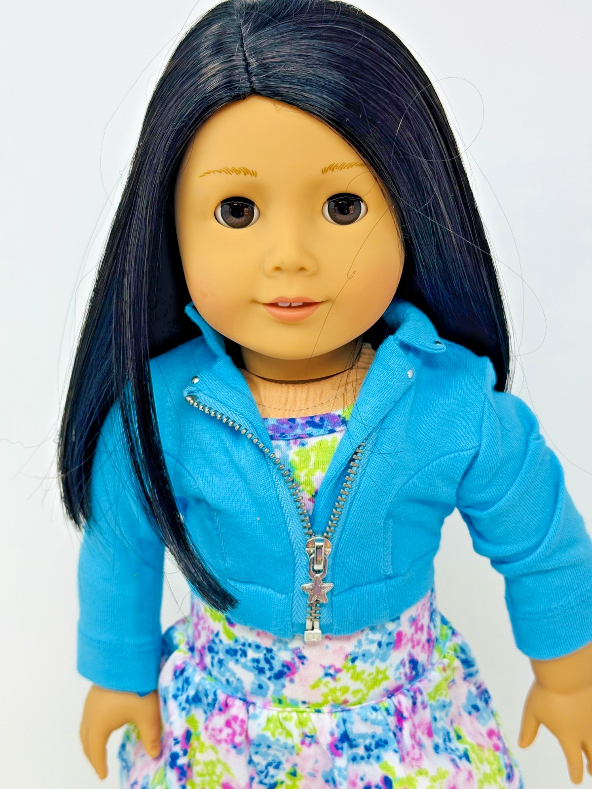 2017 American Girl Just Like You Truly Me #25 18" Doll In Original Outfit