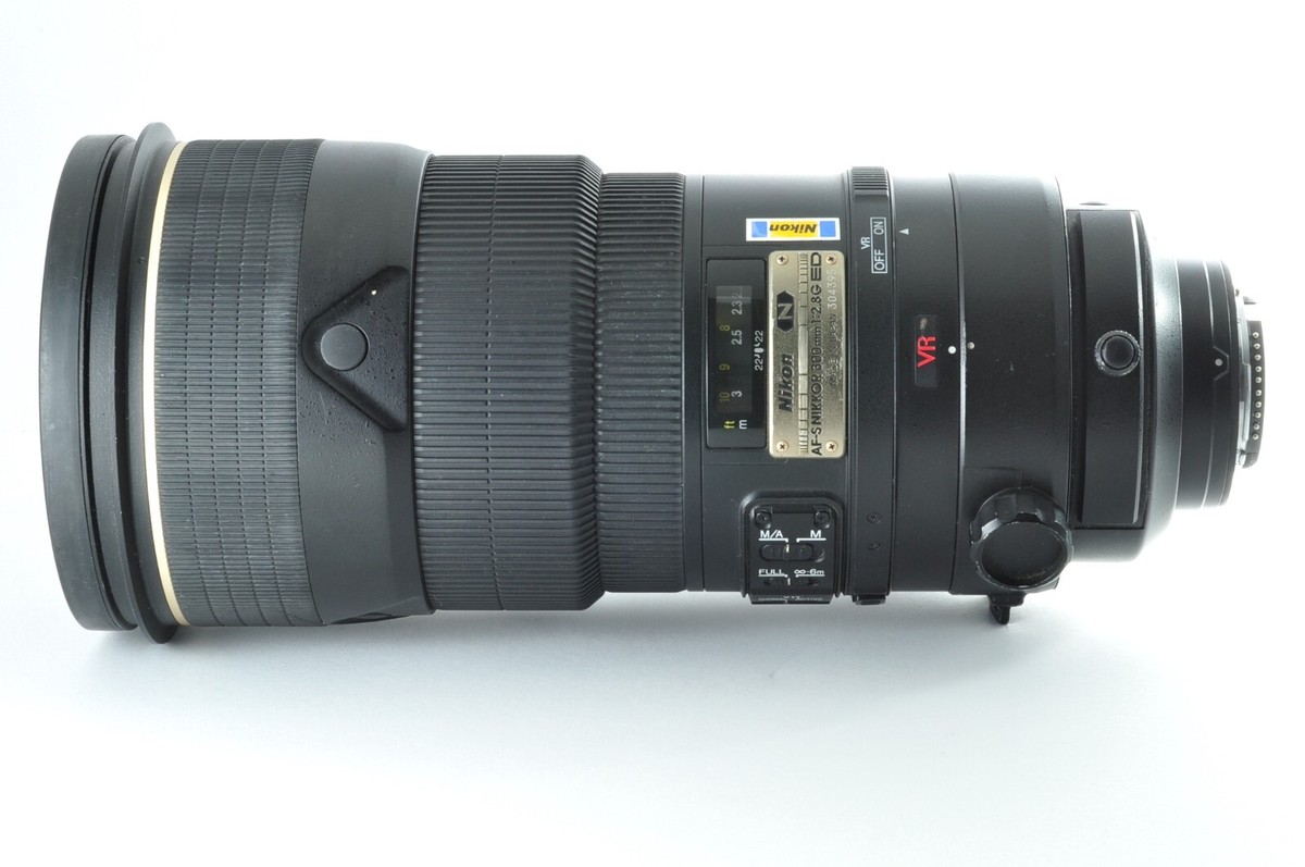 Near MINT】Nikon AF-S Nikkor VR 300mm F2.8G ED Lens