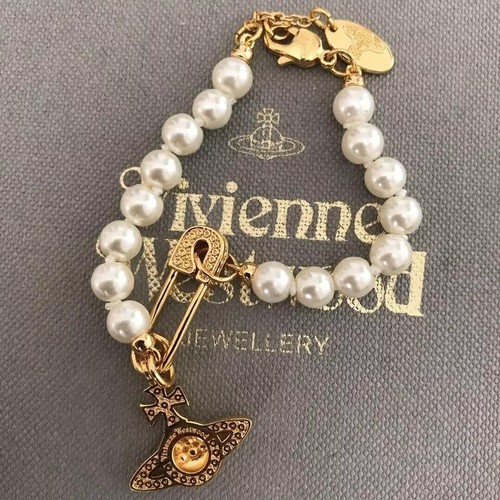 Vivienne Westwood White Pearl Safety Pin Clip Charm Gold Bracelet - Picture 3 of 4