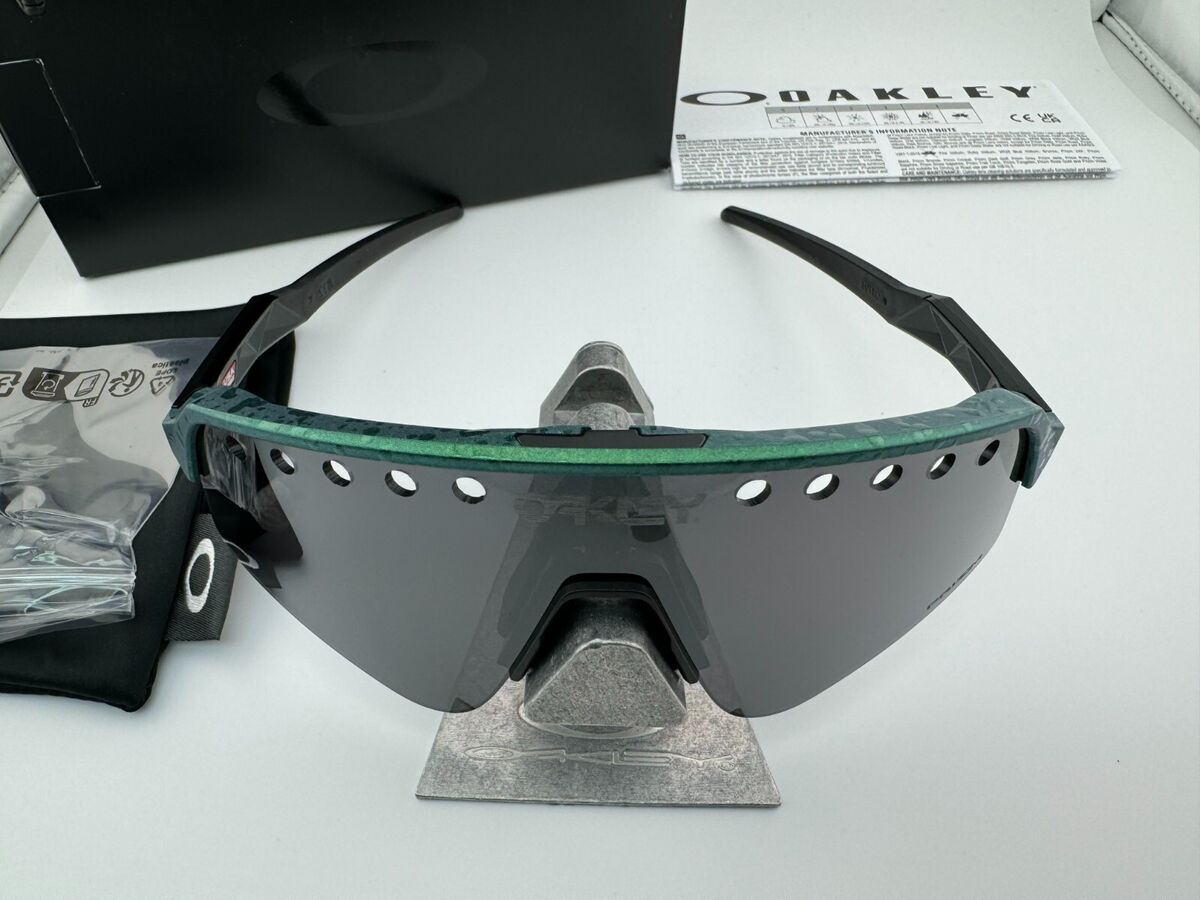 OAKLEY SUTRO LITE SWEEP ASCEND SPECTRUM GAMMA GREEN BLACK OAKLEY SUTRO LITE SWEEP ASCEND SPECTRUM GAMMA GREEN BLACK