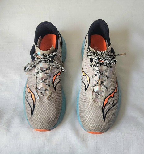 Saucony Endorphin Pro 3 Fog/Vizi Orange 2023 (S20755-25) Uomo Taglia 11.5 Runnin - Foto 2 di 13