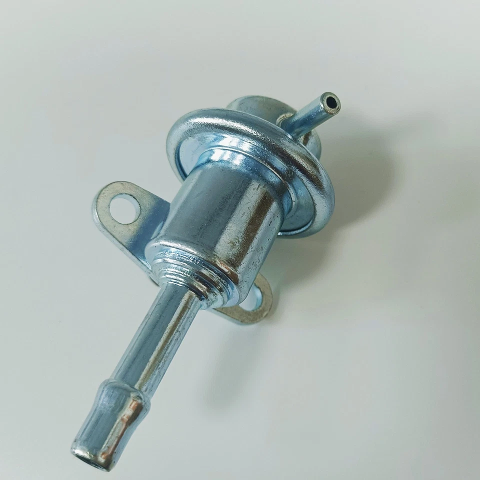 OEM For 240 Hardbody Nissan Maxima QX4 2267038U00 Fuel Pressure Regulator Gas US Foto 3 de 4