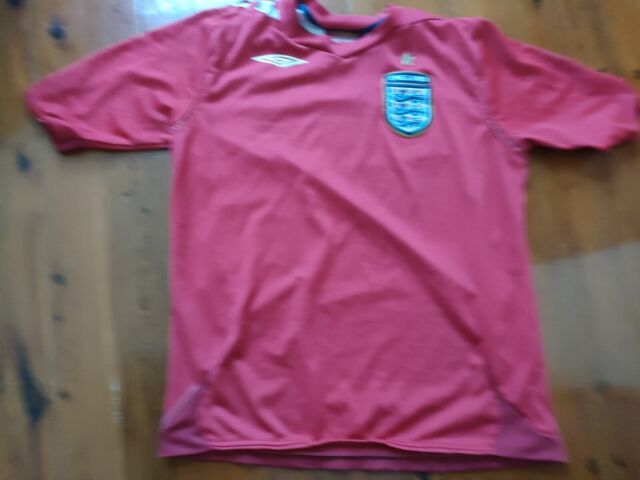 England Umbro Boys Dri-Fit Jersey Size 9-10Y Red