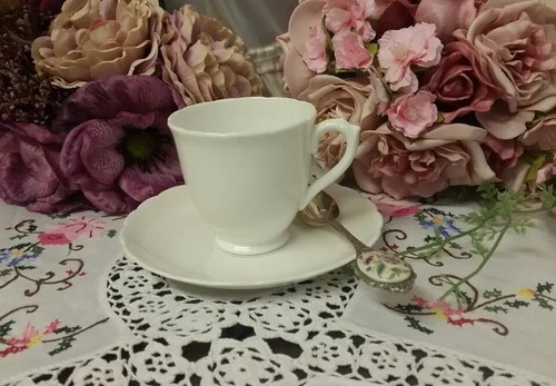 Servicio de café blanco clásico toscano - Imagen 10 de 12