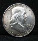 1957-P FRANKLIN HALF DOLLAR - 90% SILVER - UNCIRCULATED -  SOME TONING - 90% BL