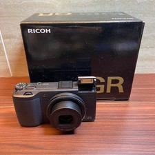 RICOH GR Digital Camera Boxed Near Mint Tested 4933