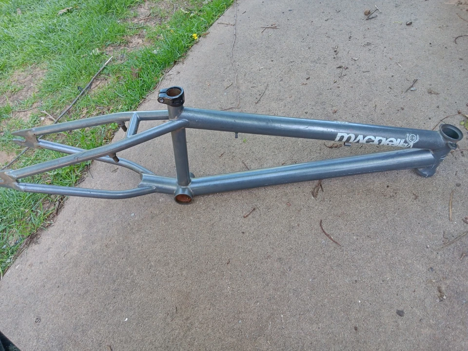 cuadro de bicicleta BMX Macneil usado Jay Miron serie Signature? Foto 2 de 4