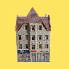 Heljan B 465 HO Scale Kit Store Building Built