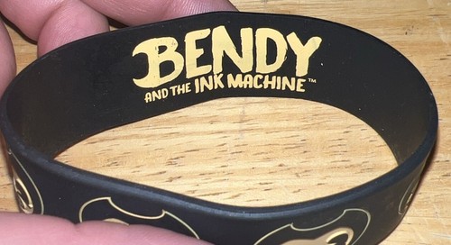 Bendy And The Ink Machine - The Creator Lied To Us Rubber Bracelet VGC - Picture 5 of 7