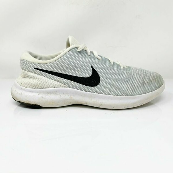 largest nike backpack