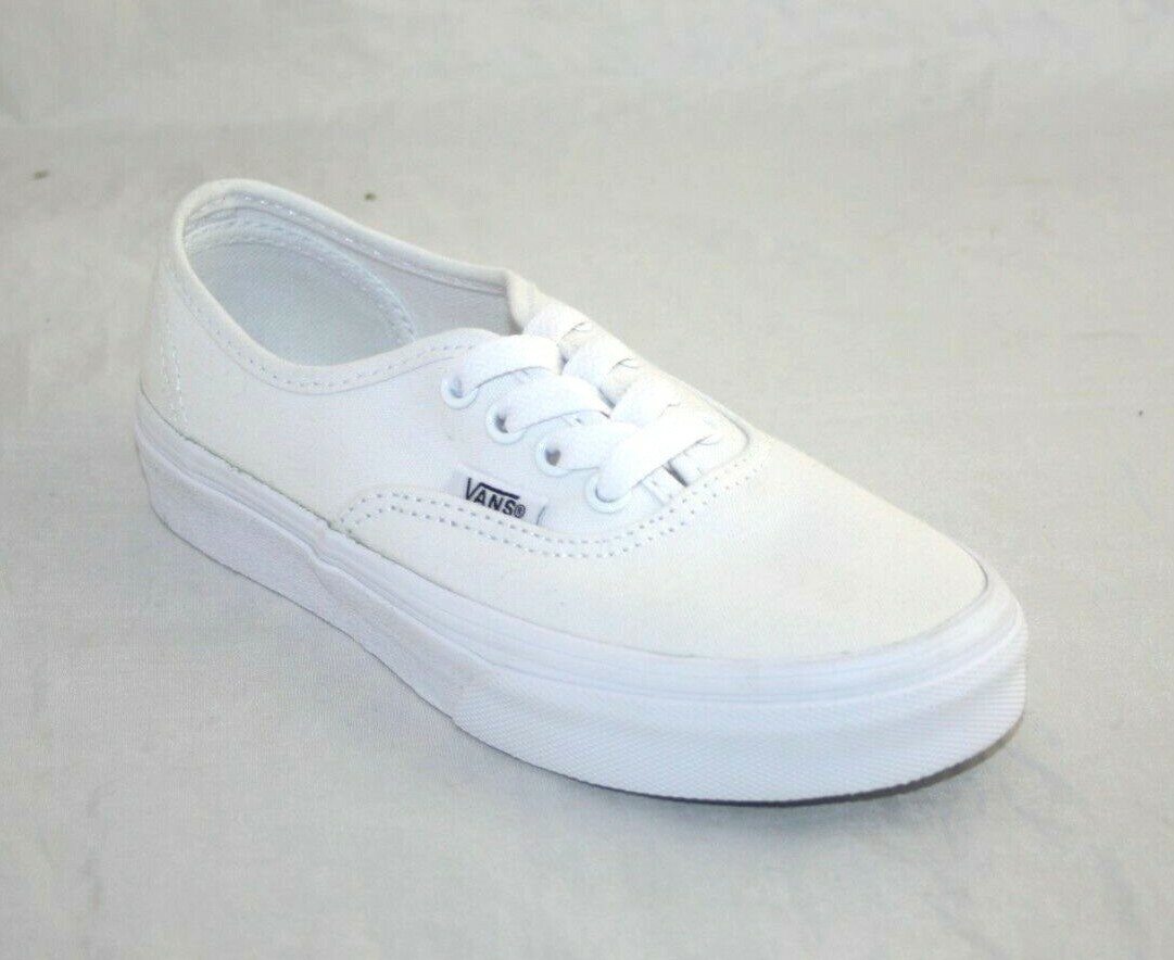 VANS AUTHENTIC TRUE WHITE CANVAS SHOE BIG KIDS VN000WWXENS BIG