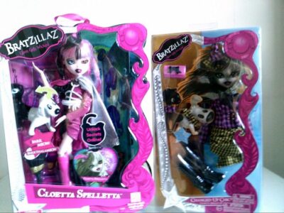 Bratzillaz Cloetta Spelletta Puppe mit Haustier 1. Auflage & Mode Pack Outfit...