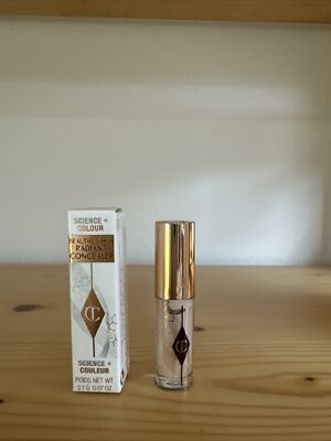 Charlotte Tilbury Beautiful Skin Radiant Concealer in 4 Fair Pale Mini 2.1g