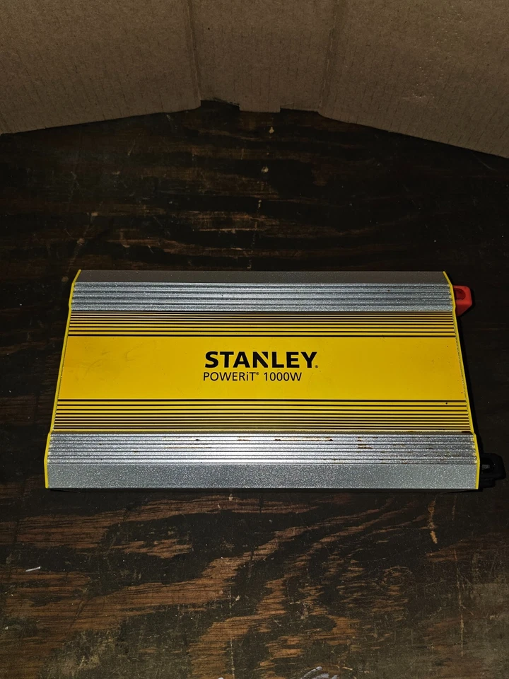 STANLEY PI1000S Power Inverter 1000W - Image 4 of 4