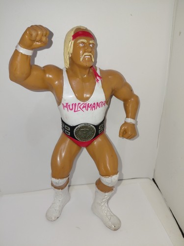 Vintage 1988 LJN Hulk Hogan WWF Wrestling Figure W...