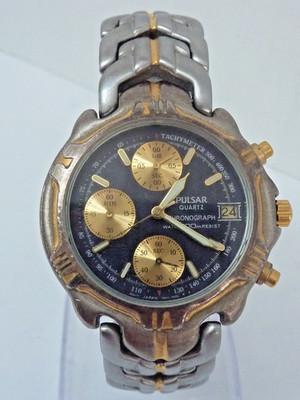 Vintage Pulsar Seiko V657-7000 Quartz Chronograph Black Dial 2-Tone Wristwatch