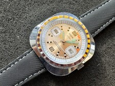 Montre Club AJ Auxerre Vintage Avronel – Années 70, Quartz, Boîtier Plastique, Non Garantie