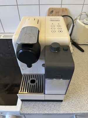 Nespresso Kapselmaschine DeLonghi Lattissima TOUCH Glam white weiß EN550W + HB +