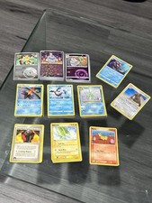 Lotto Carte Pokemon TCG Collezione 140 Carte Vintage Wotc Holo e-reader e Moderne