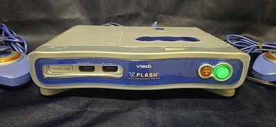 VTech V.Flash Home Edutainment System Console Includes (2) Controllers 
