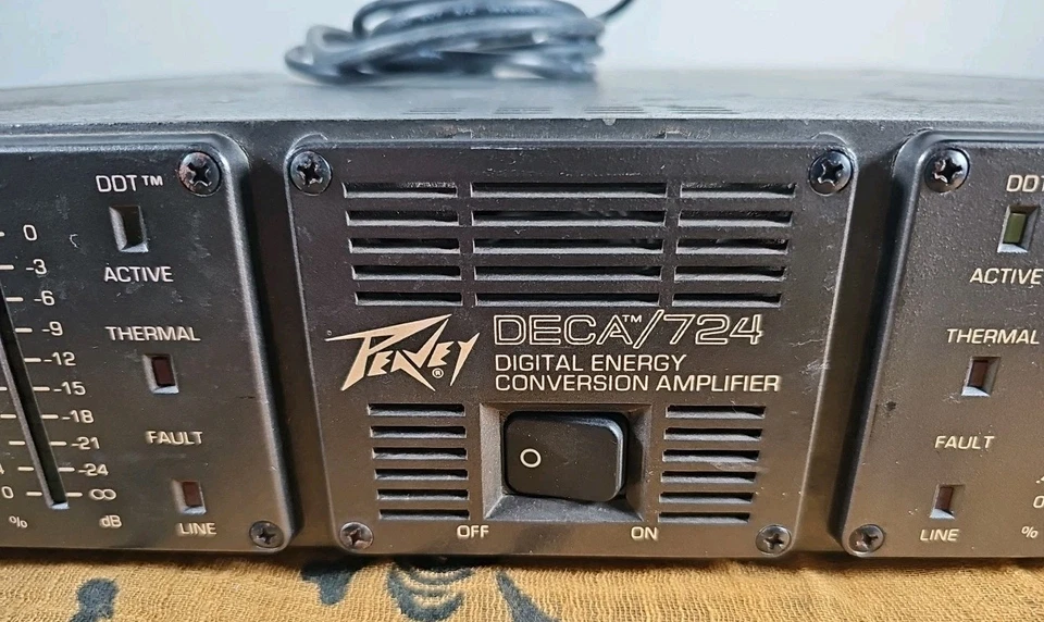 Peavey USA DECA/724 Digital Professional Stereo Power Amplifier One Line Fault - Image 4 of 4