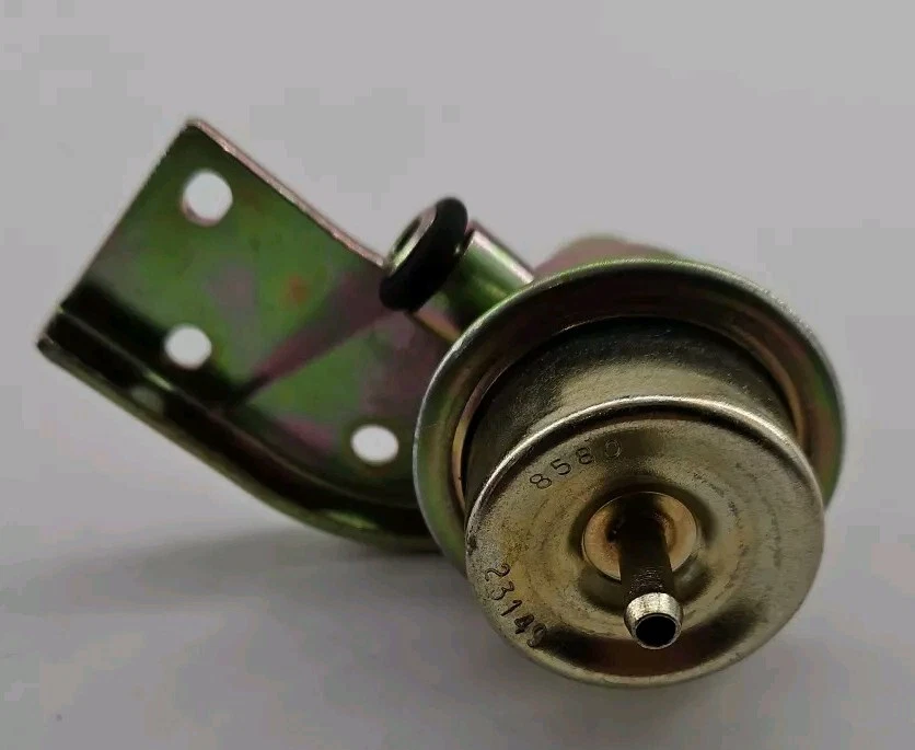 NAPA - 2-19555 - Fuel Pressure Regulator - for 87-90 Jeep Cherokee & Wagoneer - Image 3 of 3