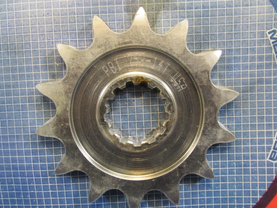 Piñón delantero NOS Kawasaki KLX300 520 14T PBI piñones contraeje 752-14 C/S Foto 2 de 3