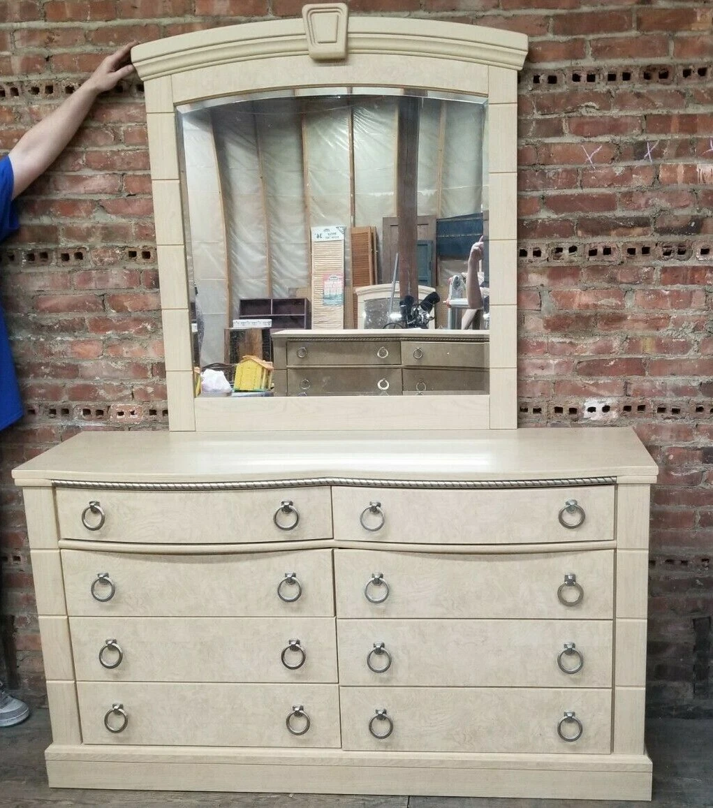 ASHLEY 65