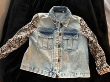 SALE! ITALIAN "PLEASE" EMBROIDERED DISTRESSED DENIM JACKET/M
