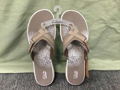 New Women's Clarks 26126459 Breeze Sea Flip Flops in Taupe size 12