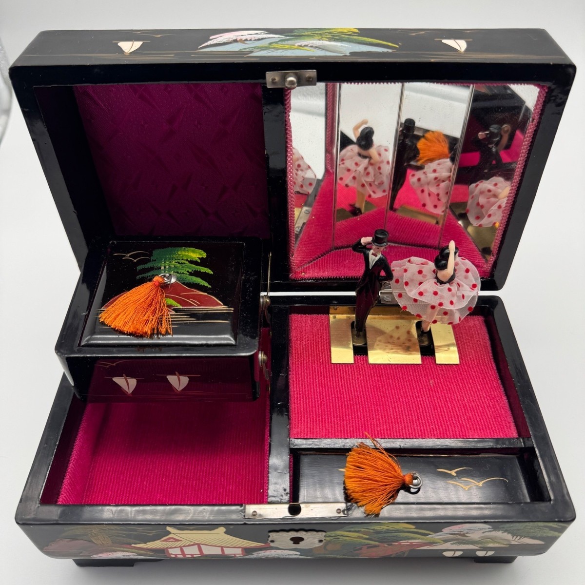 Vintage Crestline Jewelry Music Box Japanese Lacquer Jewelry