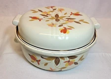 Vintage Halls Superior Quality Autumn Leaf 2 Quart 8.5" Casserole w/ Handled Lid