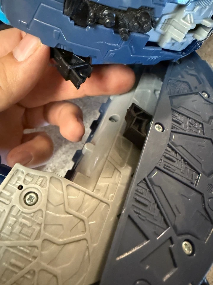 Hasbro Transformers Supreme Class Cybertron Primus Unicron Planet D3 *Read* - Image 2 of 4