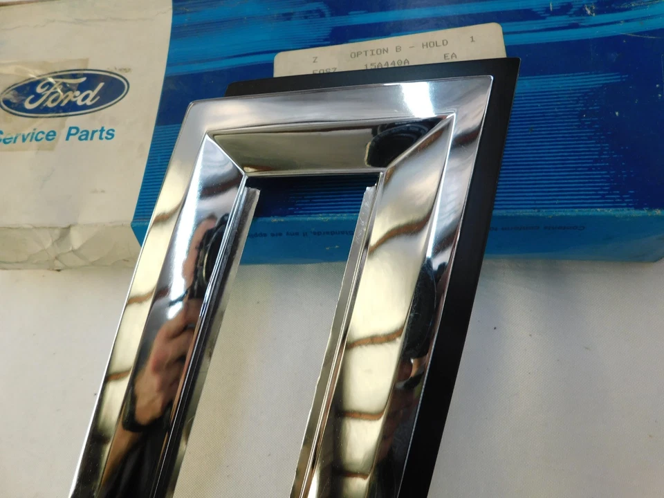 NOS OEM Ford 1980 1981 1982 Thunderbird Marker Light Lamp Bezel Trim Chrome - Image 2 of 4