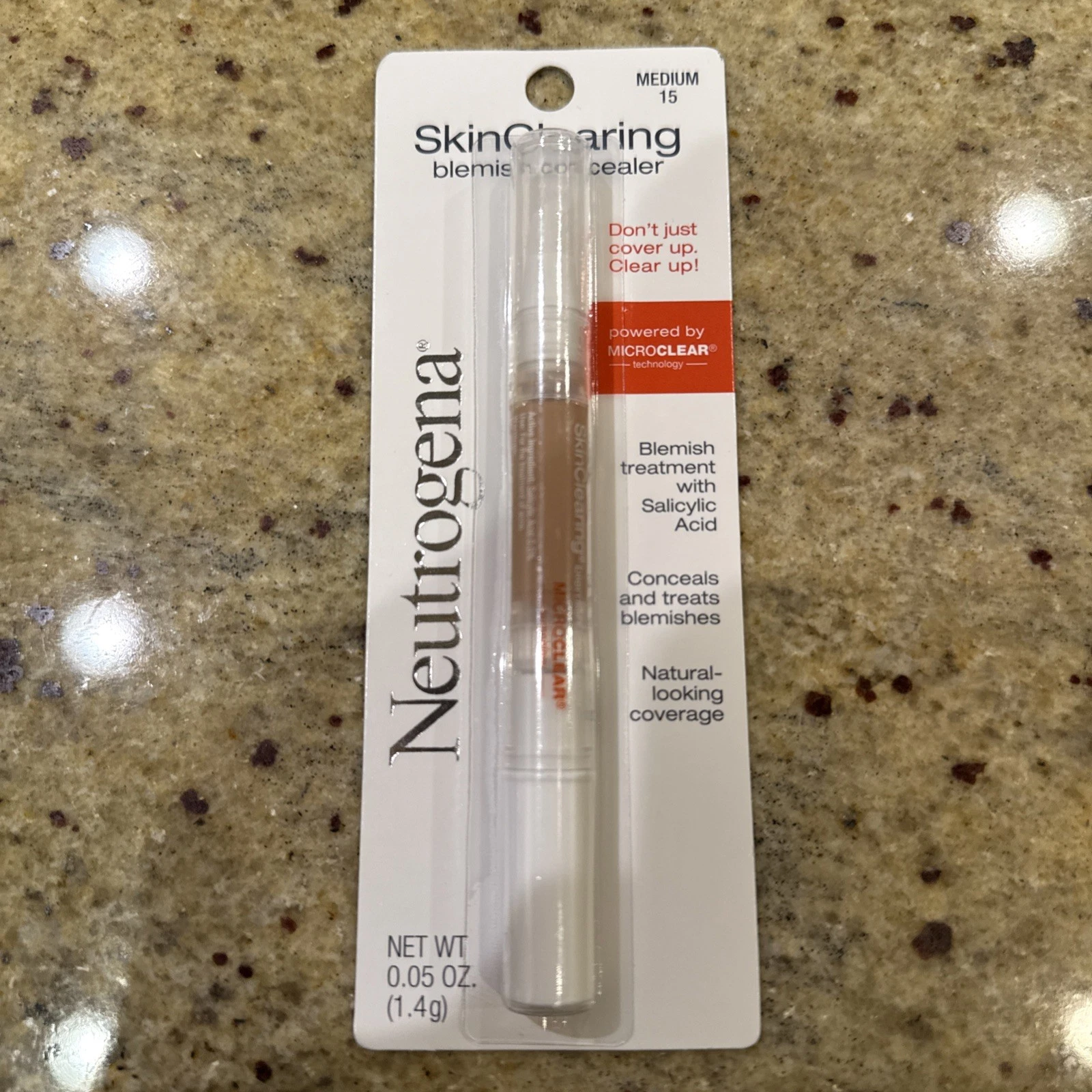 Neutrogena SkinClearing Blemish Concealer 0.05 Fl Oz 15 Medium 12/26 exp