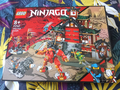 Lego Ninjago 71767 Ninja Tempel Dojo Neu Box beschädigt