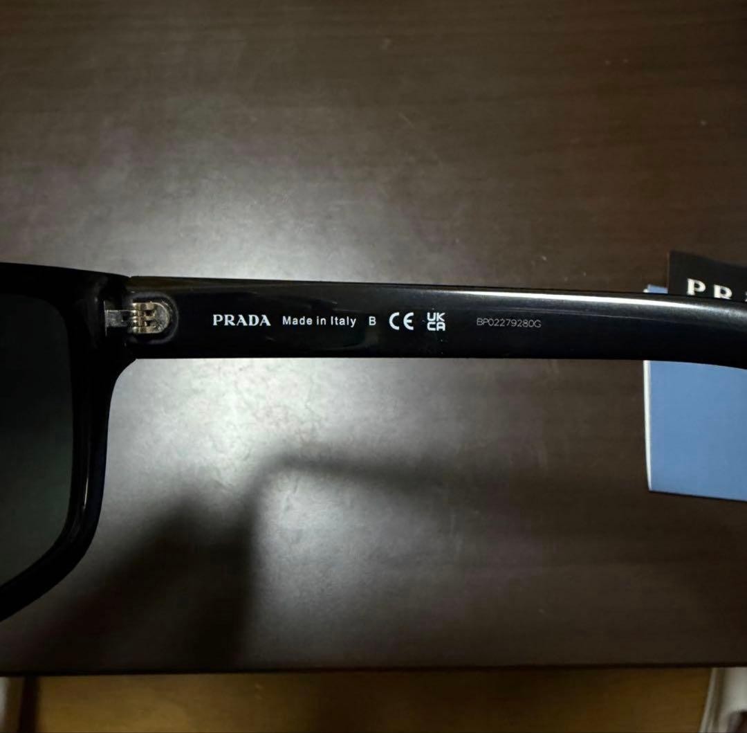 Prada Square Sunglasses Italy Black Women's New/Used 2024 Model thumbnail 3