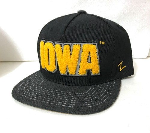rare IOWA HAWKEYES SNAPBACK HAT zephyr 