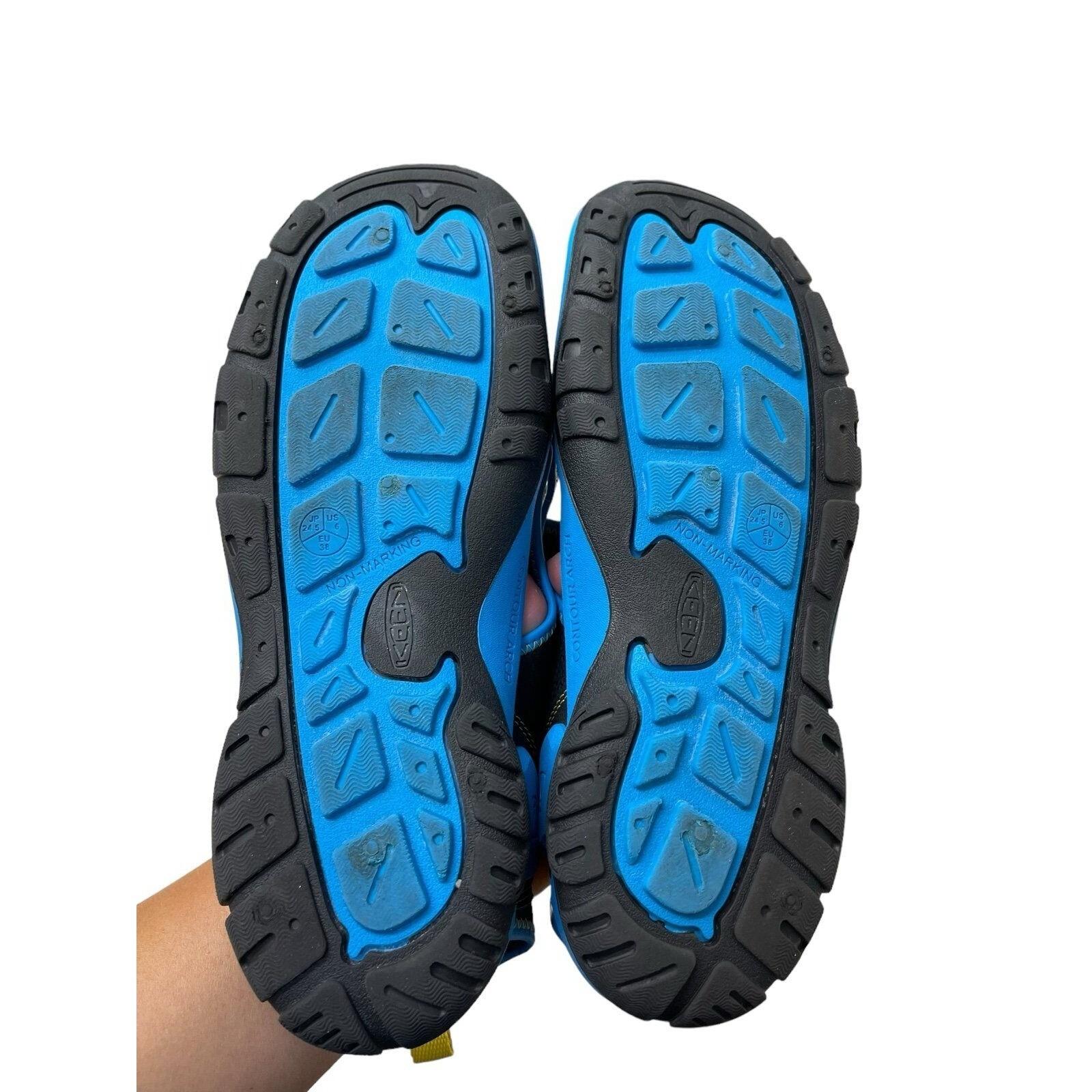 Sandali KEEN unisex Knotch Creek punta aperta taglia US 6 giovani