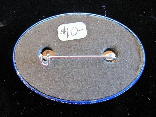 1980's The Freeze because nobody wants a nuclear war 2 1/4" Oval Pinback Button - Picture 2 of 3