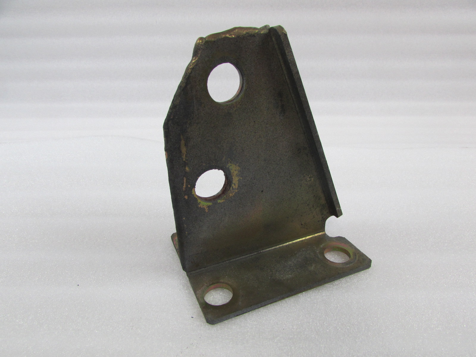Ferrari 550, RH, Right Front Bumper Center Bracket, Used, P/N 65170200