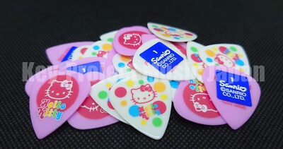 FERNANDES P-100HK Hello Kitty Guitar Pick Pink & White 2 Pick Set