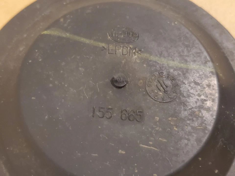 2010 2011 2012 Lincoln Mkz Headlight Bulb Cover Caps Rubber Hella 160184 155665 — 第 3/4 张图片