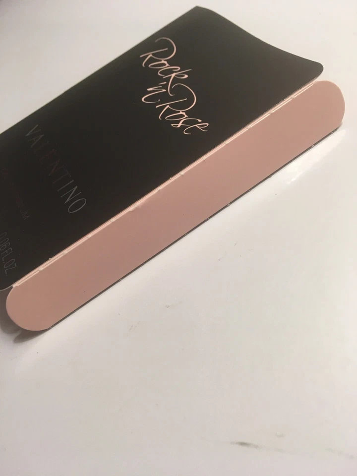 Valentino Rock'n Rose 0,06 oz 2 ml eau de parfum mini frasco de muestra de viaje para mujer Foto 3 de 4
