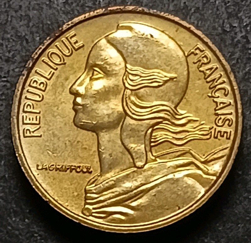1966 1st Year Issue W/4 Folds World Coin France 5 Centimes
