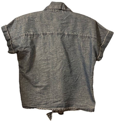 Sim & Sam Women’s Cropped Top Med Denim Button Up Front Tie Short Sleeve Size S - Picture 2 of 5