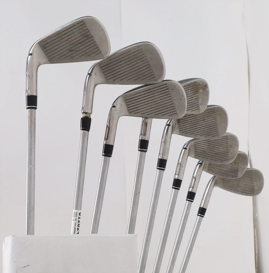 Juego de plancha Taylormade M5 4-Pw, Aw Stiff Flex Kbs acero 1202483 bueno Foto 2 de 4